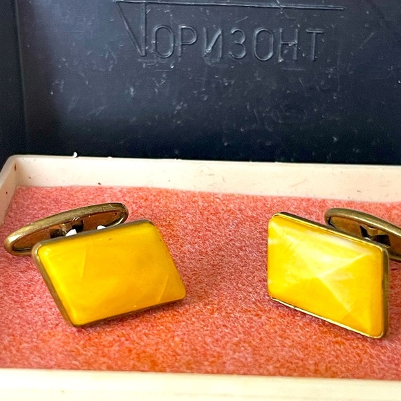 VTG butterscotch Yellow Baltic AMBER cufflinks CUFF LINKS Brass USSR - Picture 2 of 5